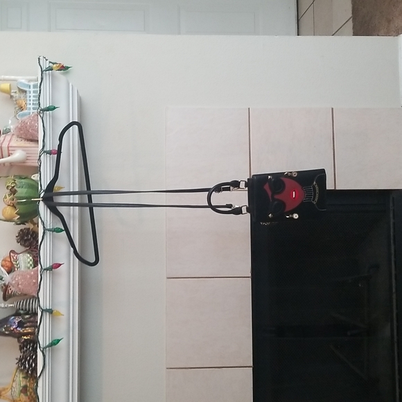 Fun adjustable cellphone mini bag. - Picture 2 of 5